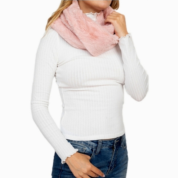 Faux Fur Infinity Scarf - Picture 2 of 5